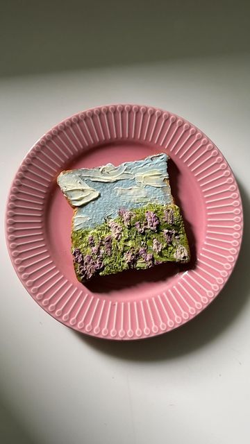 Things That Look Edible But Arent, Toast Painting, Toast Cream Cheese, Pretty Recipes, Summer Plates, Cute Toast, Toast Art, Food Art Painting, 2024 Recipes