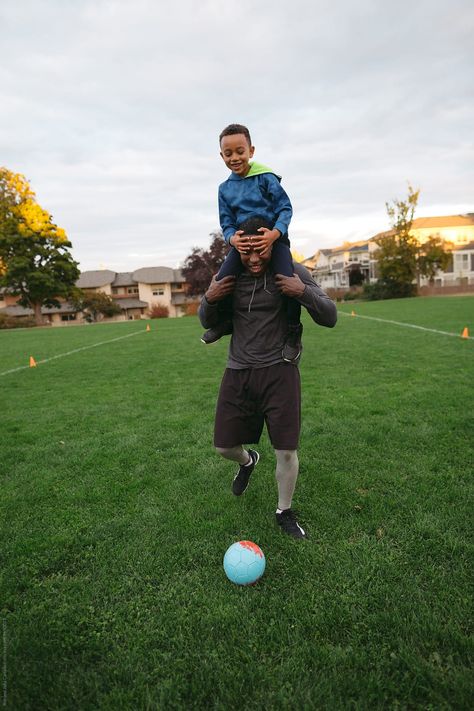 Man Giving Child Shoulder Ride With Soccer Ball At Park | Stocksy United Football Academy, Soccer Kids, Football Trophies, Soccer Photography, Football Photography, Small Boy, Playing Football, Football Kids, Kids Soccer