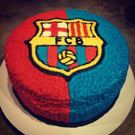 Football Cake Barcelona, Barcelona Cake Ideas, Bolo Do Barcelona, Barcelona Cake, Messi Birthday, Soccer Birthday Cakes, Sports Themed Cakes, Football Birthday Cake, Cake For Boyfriend