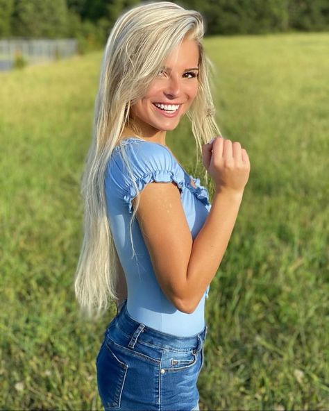 Danielle Johnson, Hair Today, Crop Tops, Instagram Post, Instagram Posts, Women's Top, Hair, On Instagram, Instagram