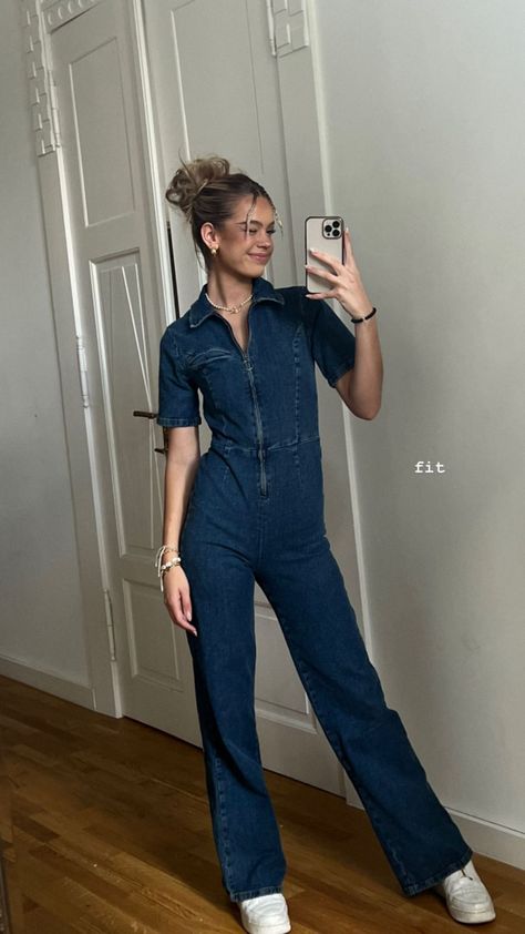 ig: @ millanefriesen #outfit #style #fashion #aesthetic #overall #jumpsuit #instagram Chic Style Outfits, Overall Jumpsuit, Effortlessly Chic Outfits, Casual Day Outfits, Street Style Chic, Outfit Style, Summer Fashion Outfits, Fashion Aesthetic, Street Chic