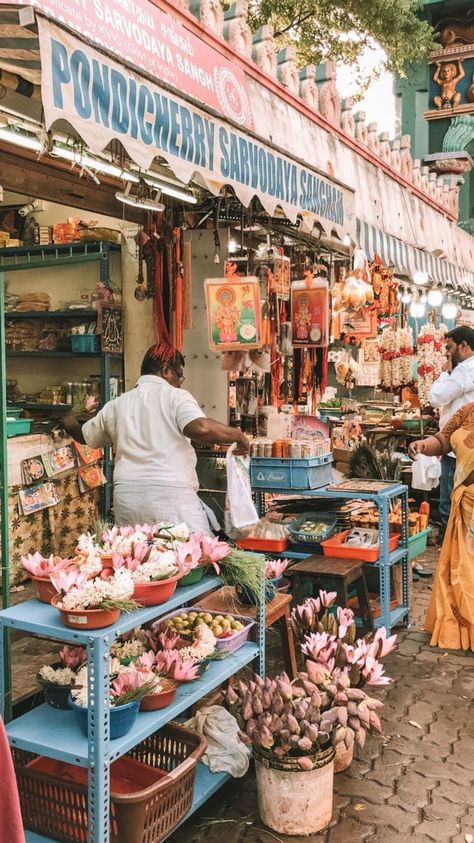 Pondicherry Shopping, Pondicherry Aesthetic, Pondicherry Travel, Travel Reels, India Street, Famous Beaches, Pondicherry, Travel India, 2022 Vision Board