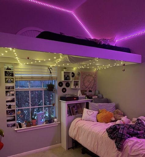 Led Loft Bed, Bunk Bed Aesthetic Room, Room Ideas Bunk Beds Aesthetic, Loft Room Aesthetic, Bunk Bedroom Aesthetic, Bunk Beds Aesthetic, Loft Bedroom Aesthetic, Loft Bed Ideas Aesthetic, Bunk Bed Rooms Decor Aesthetic