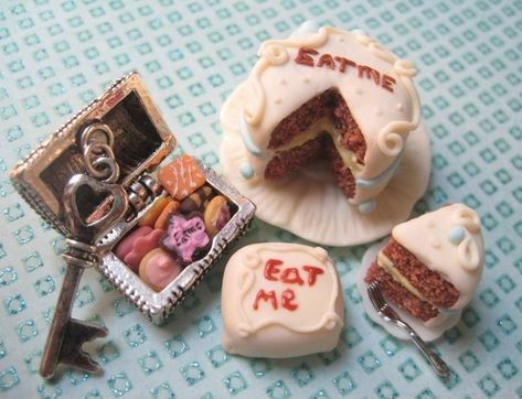 Alice In Wonderland Tea Party Birthday, Alice In Wonderland Cakes, Wonderland Aesthetic, Alice In Wonderland Aesthetic, Alice Tea Party, Alice In Wonderland Birthday, Alice And Wonderland, Alice In Wonderland Theme, Alice In Wonderland Tea Party