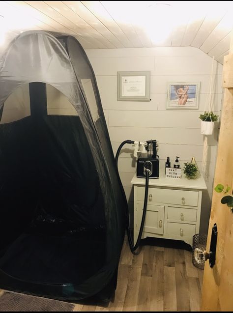 Spray Tan Set Up At Home, Spray Tan Home Studio, Home Tanning Room Ideas, In Home Spray Tan Room, Home Spray Tan Room, Home Spray Tan Studio, At Home Spray Tan Room, Spray Tan Salon Ideas, Tanning Bed Room