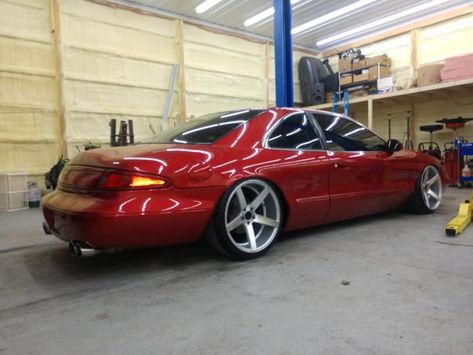 Lincoln Mark Viii, Lowrider Trucks, New Sports Cars, Lincoln Cars, Dream Cars Jeep, Custom Muscle Cars, Rims For Cars, Lincoln Town Car, Mercury Cougar