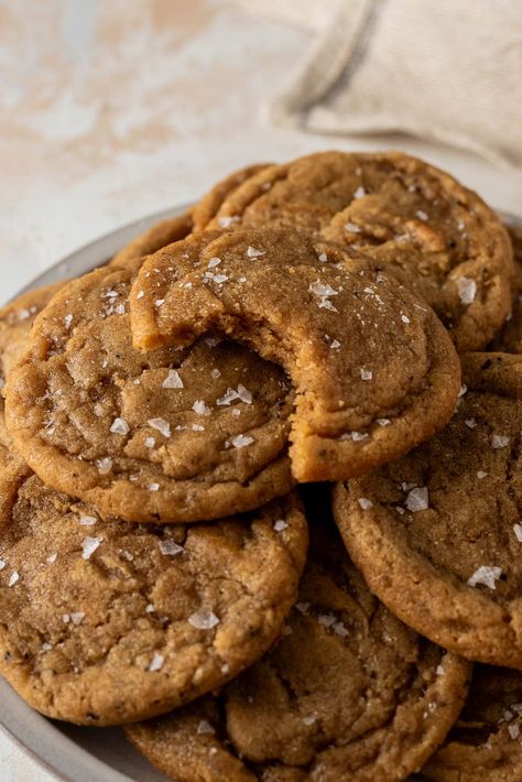 Best Chocolate Chipless Cookies Recipe (Soft & Chewy) Super Chewy Cookies, Chocolate Chewy Cookies Recipe, Deepdish Cookies, Chewy Soft Chocolate Chip Cookies, Chocolate Chip Less Cookies, Chipless Chocolate Chip Cookie, Thick Chewy Cookies, Soft And Chewy Cookies, Chocolate Chipless Cookie