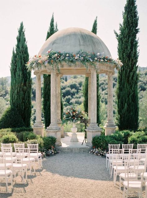 Wedding Venues In France, South Of France Chateau Wedding, France Wedding Venues French Chateau, South France Wedding Venues, Wedding Chateau France, French Riviera Wedding Dress, Southern French Wedding, Chateau Exterior French, Wedding French Chateau