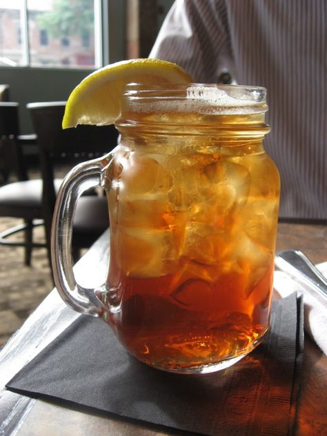 sweet tea Southern Sweet Tea Aesthetic, Evelynn Core, Sweet Tea Aesthetic, Ice Tea Aesthetic, Mason Jar Aesthetic, Iced Tea Aesthetic, Sweet Iced Tea, Tea Aesthetic, Making Iced Tea