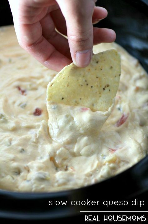 This fantastic Slow Cooker Queso Dip is an easy crowd pleaser that's nice and warm for when the days start to get cooler! Slow Cooker Queso Dip, Slow Cooker Queso, Savoury Sauces, Dip Recipes Hot, Crock Pot Recipes, Queso Dip, Crock Pot Slow Cooker, Crock Pot Cooking, Yummy Dips