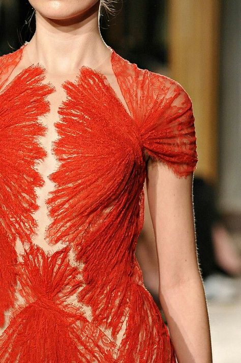 Marchesa FW 2012 Detail Couture, Elie Saab Couture, Party Kleidung, Couture Details, Marchesa, Orange Dress, Mode Inspiration, Fashion Details, Look Fashion