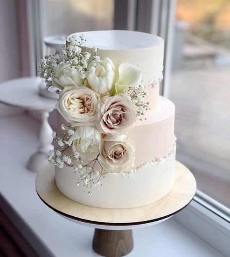 Bridesmaids Luncheon, Pretty Wedding Cakes, Elegant Birthday Cakes, Classic Wedding Cake, Floral Wedding Cakes, Simple Wedding Cake, Cake Decorating Designs, Modern Wedding Cake, Elegant Wedding Cakes