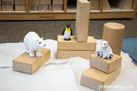 These winter block play ideas will transform your block center into a wintery, Arctic world, and spark the kids' imaginations. Simple, inexpensive, or free. Block Play Ideas, Winter Animals Preschool, Block Activities, Block Center Preschool, Preschool January, Arctic Animals Preschool, January Themes, Monthly Ideas, Winter Lesson Plan