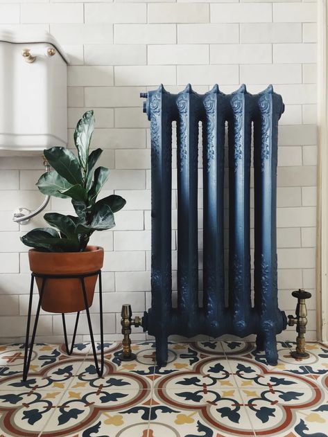 7 Radiator Paint Colors That Bestow a New Personality to Any Room | Architectural Digest Edwardian Bathroom, Bathroom Radiator, Painted Radiator, Cast Iron Radiator, Colour Crush, Iron Radiator, Bathroom Radiators, Victorian Bathroom, Edwardian House