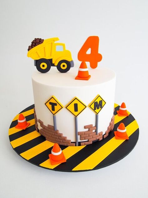 Kids Construction Cake, Truck Cake Ideas, Construction Theme Cake, Excavator Cake, Digger Cake, Construction Birthday Cake, Truck Birthday Cakes, Construction Cake, Transportation Birthday