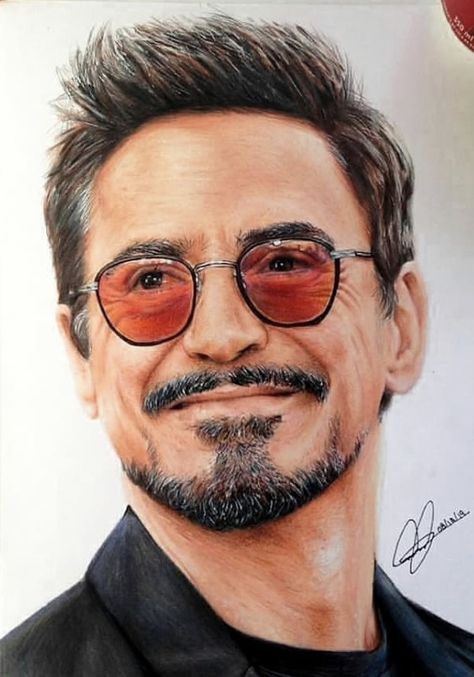 Realistic Drawings Color Pencil Portrait, Potrait Paintings Pencil, Colour Pencil Portrait Realistic, Human Face Drawing, Iron Man Drawing, Marvel Art Drawings, Cool Easy Drawings, Avengers Drawings, Pencil Sketch Portrait