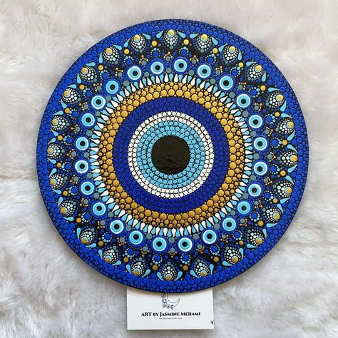 Evil Eye Dot Mandala Art, Evil Eye Dot Mandala, Evil Eye Mandala, Mandala Clock, Diy Mug Designs, Clock Ideas, Evil Eye Art, Mandala Art Therapy, Mandala Design Pattern