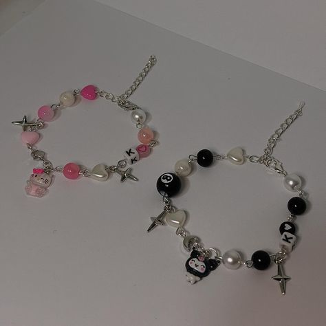 [Sanrio Bracelet (Kitty / Kuromi) - $9.99] 🖤🩷 DM for purchase or check out our Etsy shop (link in bio) 🖤🩷 Only 15.99 as a set! 🩷 Adjustable Design 🩷 High-Quality Material ��🩷 Unique charm details 🩷 Customization upon request 🩷 30 day return policy 🖤 Check out our limited time promotion on Etsy shop 🖤 If you have any questions, contact the seller through DM or Etsy messenger #sanrio #sanriobracelet #hellokitty #kuromi #bracelet #beadedbracelet #charmbracelet #metalbracelet Kuromi Jewelry, Kuromi Bracelet, Sanrio Bracelet, Twins Gift, Kuromi My Melody, Hello Kitty Kuromi, Sanrio Wallpaper, My Melody, Jewelry Inspo