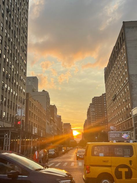 New York Sunrise, Morning City, City In The Morning, Afternoon City Aesthetic, Summer City, City Sunset, Bright City Aesthetic, Morning City Aesthetic, City At Sunset