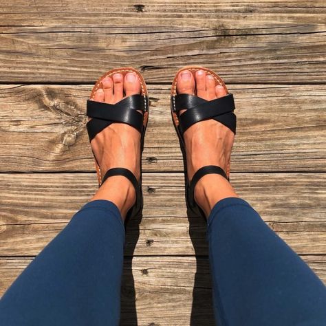 Barefoot Sandals Women, Adventure Sandals, Extra Wide Shoes, Diy Sandals, Athletic Sandals, Wide Shoes, Barefoot Shoes, Top Five, Summer 2019