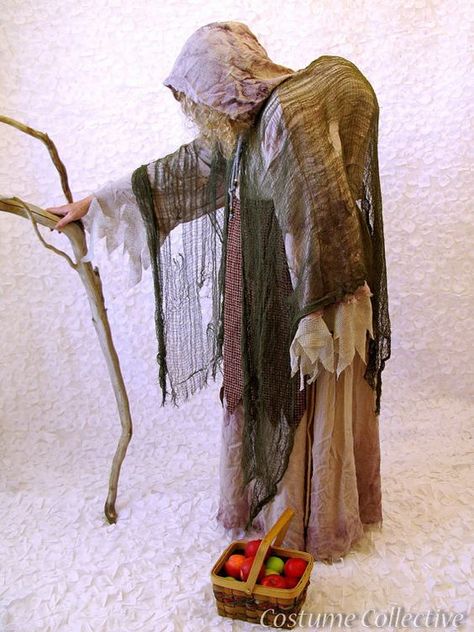 White Witch Costume, 21st Party Themes, Snow White Witch, Swamp Witch, Lost Princess, Old Hag, Witch Costumes, Devil Costume, Vintage Halloween Costume