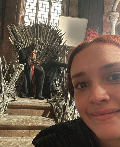 Phia Saban, Game Of Thrones Prequel, Game Of Throne, Game Of Thrones 3, Game Of Thrones Cast, Dragon Icon, Olivia Cooke, A Game Of Thrones, Game Of Thrones Funny