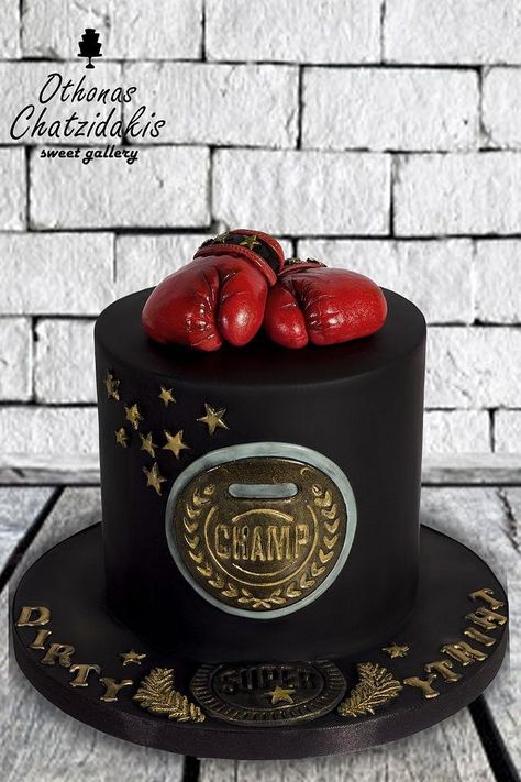 Boxing Cake Ideas For Men, Kick Boxing Cake Ideas, Kickboxing Cake Ideas, Boxing Ring Cake Ideas, Mma Birthday Cake, Mma Cake Ideas, Boxing Birthday Cakes For Men, Boxing Ring Cake, Birthday Cake Box Ideas