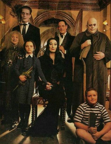 The Addams Family Adams Family Costume Wednesday, Adams Family Costume, Adams Family Halloween, Addams Family Musical, Addams Family Movie, Addams Familie, Addams Family Values, Addams Family Costumes, Gomez And Morticia