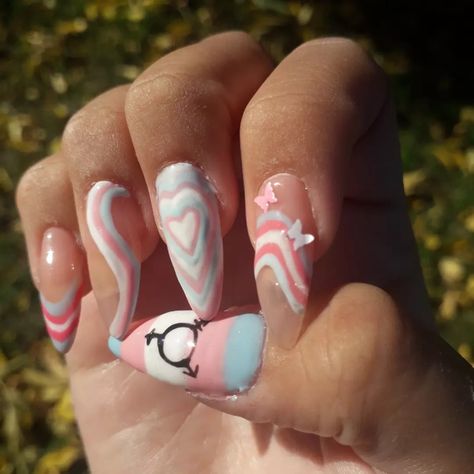 💙🩷🤍🩷💙 Lgbtq Nails Acrylic, Trans Flag Outfit, Trans Nail Art, Queer Nails Art, Nonbinary Nail Art, Trans Flag Nails, Trans Nails Designs, Aroace Nails, Transgender Nails