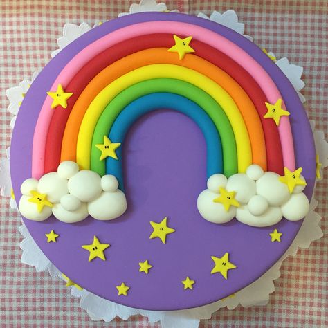 Rainbow Rainbow Party Cake, Rainbow Cake Birthday, Gökkuşaği Pasta, Torturi Baby Shower, Kue Fondant, Rainbow Cakes, Rainbow Birthday Cake, 3rd Birthday Cakes, 2 Birthday Cake