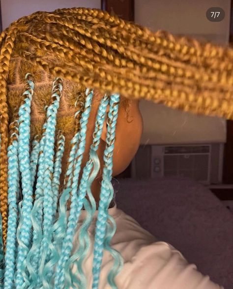 Blue And Honey Blonde Hair, Yellow Peekaboo Braids, Honey Blonde And Blue Hair, Blonde And Teal Braids, Blonde And Blue Hair Peekaboo, Brown And Blue Braids, Blonde And Blue Braids, Knotless Styles, Blonde And Blue Hair