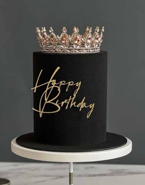 Love You Cake Ideas, 1 Tier Black Cake, Luxurious Cake Design, Elegant Black Cakes Birthday For Women, Black Cake With Crown, Black Cake 30th Birthday, Fancy Birthday Cakes For Women Pretty, 29 Year Old Birthday Cakes, Black And Silver Cake Birthday For Women