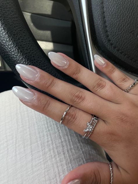 pearl nail inspo // donut glazed nails // hailey bieber nails Almond Nails Glazed Donut, Hailey Bieber Nails Pearl Short, Glazed Doughnut Nails, Pearl Chrome Nails Hailey Bieber, Hailey Bieber Nails Pearl Pink, Hailey Bieber Glazed Donut Nails Brown, Hailey Bieber Pearl Chrome Glazed Donut Nails, Sugar Glaze, Glazed Doughnuts