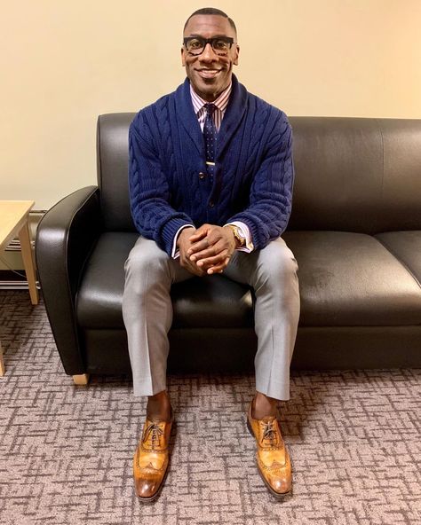 Shannon Sharpe on Instagram: “I DON’T MIND BEING HATED, BUT I HATE BEING MISUNDERSTOOD. #BustSkipUp #LipSparringChamp #EasterSpeechClean #OneSharpeDressedMan” Shannon Sharpe Fashion, Shannon Sharpe Suits, Business Casual Black Men, Jt Fashion, Being Hated, Being Misunderstood, Judas Iscariot, Shannon Sharpe, Sneaker Ball