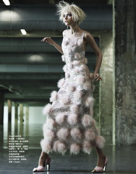 Evening Dress Photoshoot, Vogue Taiwan, Vlada Roslyakova, Dress Photoshoot, Chanel Couture, Chanel Haute Couture, Dior Couture, Chanel Fashion, Mode Inspiration