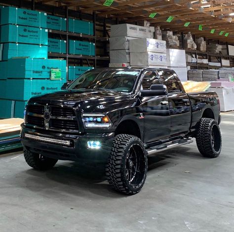 Center of attention!😎 . 📸: @ alfredo_6.7 . Lifted Black Ram 2500 with Cummins Diesel engine . . #cummins #diesel #dodge #truckporn #trucks #liftedtrucks #ramtrucks #ram2500 #ramlife #trucksdaily #ramcountry #mopar #MondayMotivaton #MondayMood Dodge Ram 2500 Cummins, Ram 2500 Diesel, Cummins Diesel Trucks, Diesel Pickup Trucks, Ram Trucks 1500, Dodge Ram Diesel, Dodge Diesel Trucks, Trucks Lifted, Cummins Diesel Engines