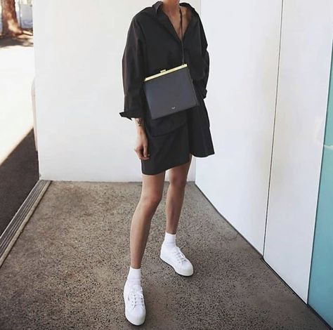 Platform Superga Outfit, Superga Outfit, Platform Superga, White Platforms, Tennis Shoe Outfits Summer, White Tennis Shoes, Fashion Tag, Looks Style, Mode Inspiration