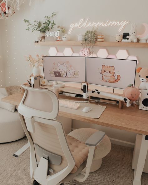 mirandaッ | happy weekend ✨🤎 🏷 #gamingsetup #gamergirl #cozygaming #cozygamer #neautralaesthetic #desksetup #deskdecor #cozy #kawaii… | Instagram Cute Pc Setup, Cozy Gamer Aesthetic, Kawaii Room Aesthetic, Cozy Kawaii, Kawaii Instagram, Pretty Bedrooms, Dream Setup, Cozy Gamer, Room Wishlist