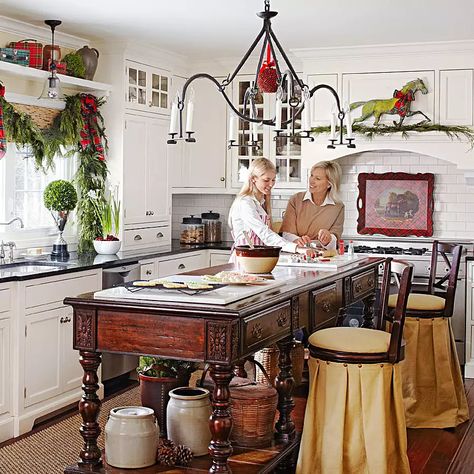 Equestrian Farmhouse, Vintage Christmas Kitchen, Barn Bedrooms, Built In Hutch, New England Farmhouse, Glam Pad, Holiday Home Tour, Holiday Greenery, Classic Tile