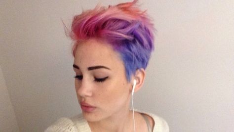 Rainbow Hair Color, Multicolored Hair, Short Hair Color, Haircut And Color, Pastel Hair, Girl Short Hair, Rainbow Hair, Pixie Cuts, Hair Envy