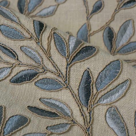 Emroydri Design, Embroidery Interior Design, Traditional Embroidery Designs, Natural Layers, Dandelion Drawing, Cushion Embroidery, Hand Beaded Embroidery, Diy Bead Embroidery, Casual Lifestyle