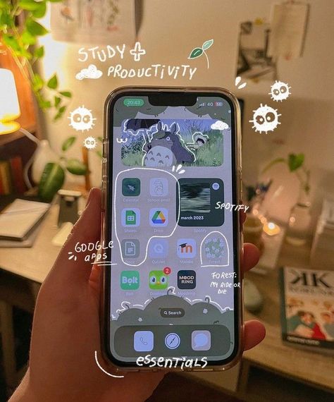 Iphone Home Screen Organization Ideas, Iphone Home Screen Layout Aesthetic, Android Home Screen Ideas, Phone Organization Home Screen, Mint Phone Case, Organize Apps On Iphone, Lockscreen Themes, Phone Customization, Kpop Phone Cases