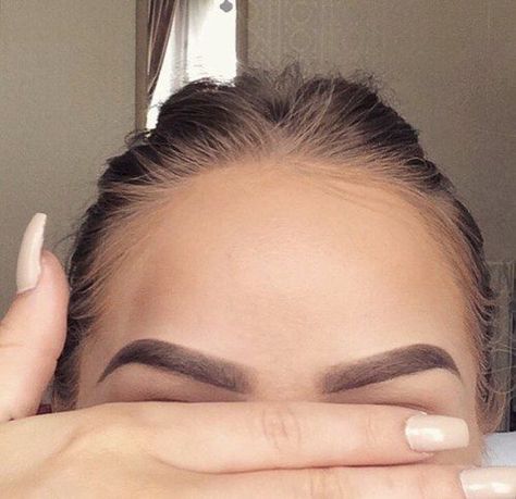 When you get your eyebrows just perfect. | 23 Euphoric Experiences For Anyone Who’s Slightly Obsessed With Makeup Eyebrows Goals, Permanente Make-up, Bentuk Alis, Eyebrows On Fleek, Smink Inspiration, Makeup Hacks, Perfect Eyebrows, Eyebrow Shape, Perfect Brows