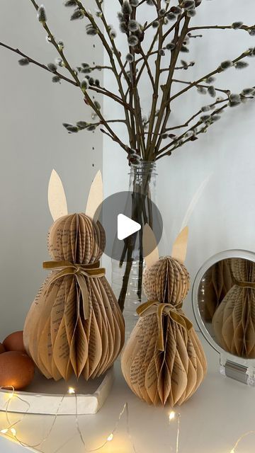 Kateryna Skrypnyk on Instagram: "DIY Easter Bunny 🐰  #easterdecor#easterbunny#diy#diyblog#diyblogger#easterdecoration#honeycomb#homedecor#diyhomedecor#diytutorial#tutorial#ukrainian#ukrainianblogger#рукоділля#eastercrafts#eastergifts#easterbunnies" Diy Easter Bunny, Diy Honeycomb, Easter Paper Crafts, Paper Bunny, Easter Greetings Messages, Fun Easter Crafts, Easy Easter Decorations, Easter Bunny Crafts, Easter Eggs Diy