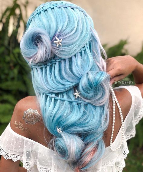 Shayla 🇺🇿🇺🇸 on Instagram: ““I love the rain because I am a mermaid 🧜‍♀️ who lives far from the sea “ I wish I had taken this pic next to the ocean 🌊 😫 Hair products…” Hairstyle Mermaid, Mohawk Hairstyles For Girls, Ocean Hair, Braided Hairdo, Black Curly Hair, Hair Color Blue, Pastel Hair, Trending Hairstyles, Mermaid Hair