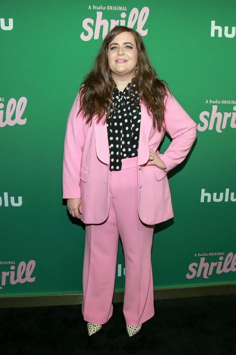 Aidy Bryant Outfits, Aidy Bryant Fashion, Aidy Bryant, 2024 Wardrobe, Figure Fashion, Flamboyant Natural, Toms Shoes Outlet, Full Figure Fashion, Go Pink