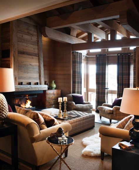 French Alps Chalet, Alpine Living Room, Chalet Curtains, Living Room Curtains Farmhouse, Chalet Living Room, French Chalet, Curtains Farmhouse, Mountain Interiors, Trendy Farmhouse