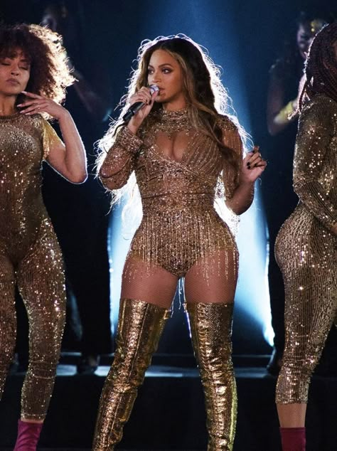 Beyonce Show, Beyonce Performance, Beyonce Photos, Queen Bee Beyonce, Beyonce Outfits, Beyonce Knowles Carter, Beyonce Style, Colton Haynes, Beyoncé Giselle Knowles-carter