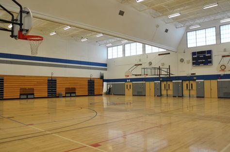 The gymnasium at Dimmitt Middle School. Bball Court, School Gymnasium, Avengers Story, School Nostalgia, Educational Architecture, School Building Design, School Hall, School Entrance, Gym School