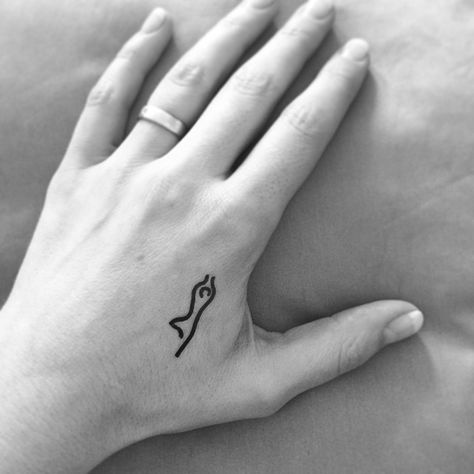 Instagram Meditation Tattoo, Yogi Tattoo, Fun Tattoo, Tattoo Tree, Asana Yoga, Yoga Tattoos, Tattoo Wrist, Mushroom Tattoos, Triangle Tattoos